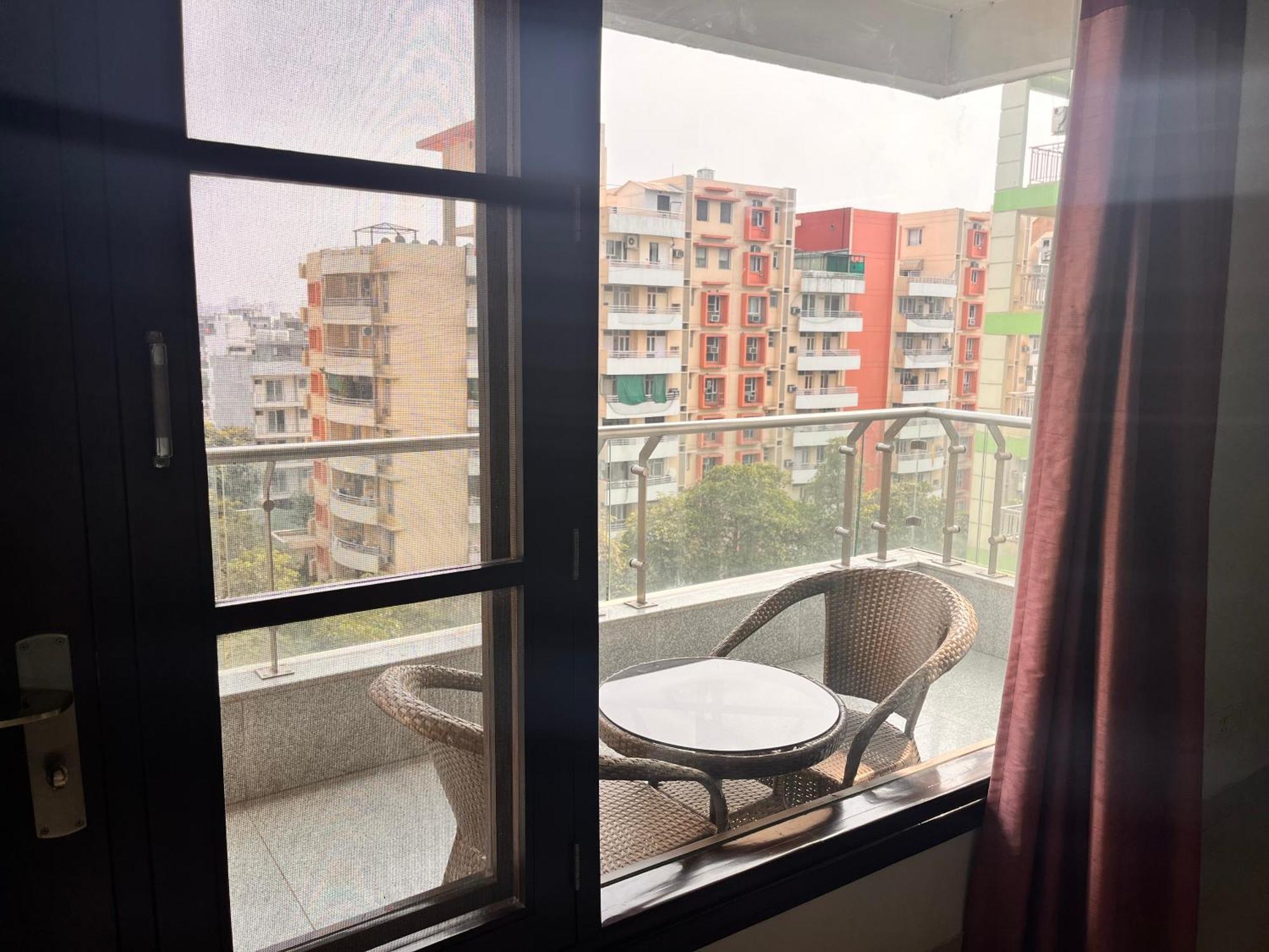 גורגאון Gazebo Inn & Suites Medanta מראה חיצוני תמונה