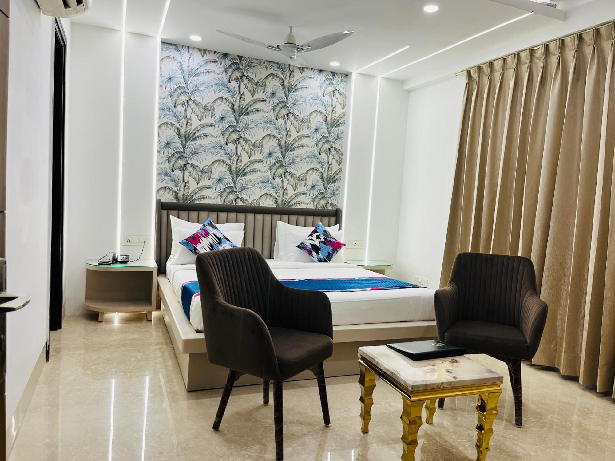גורגאון Gazebo Inn & Suites Medanta מראה חיצוני תמונה